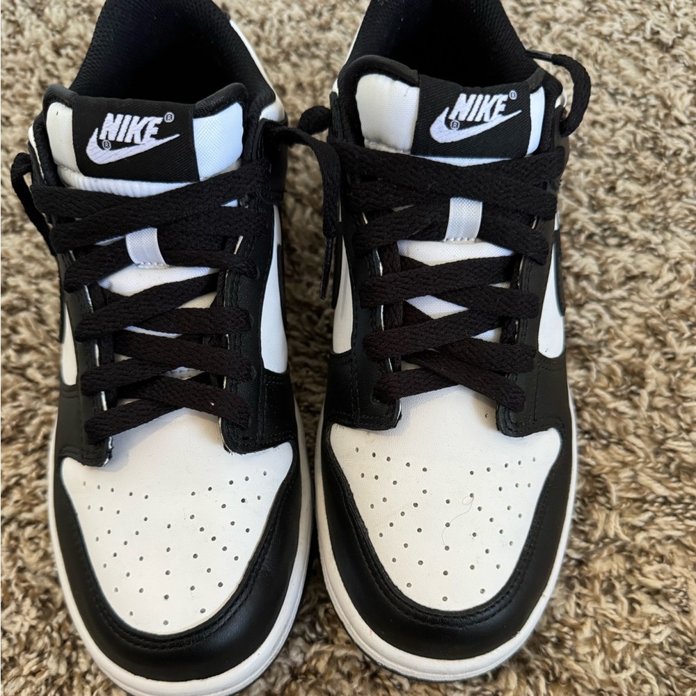 Nike Classic Black and White Athletic Shoes